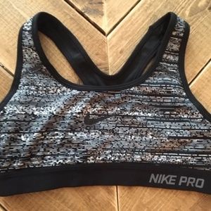 Nike Pro Dri-Fit Sports Bra - XS